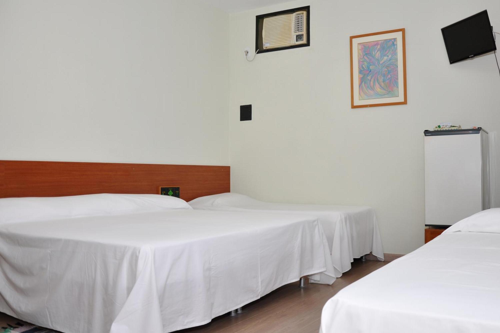 Hotel Carolina Plaza Uberaba Habitación foto